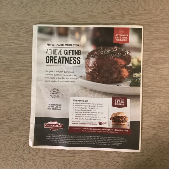 Parade Newspaper featuring Tim McGraw and Faith Hill - Picture 4 of 4